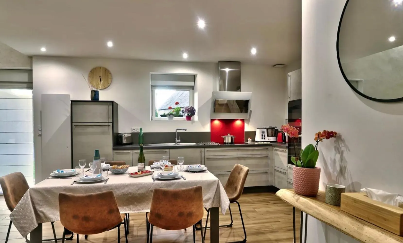 Les Gites De Kerouzaillet Quemeneven Holiday home